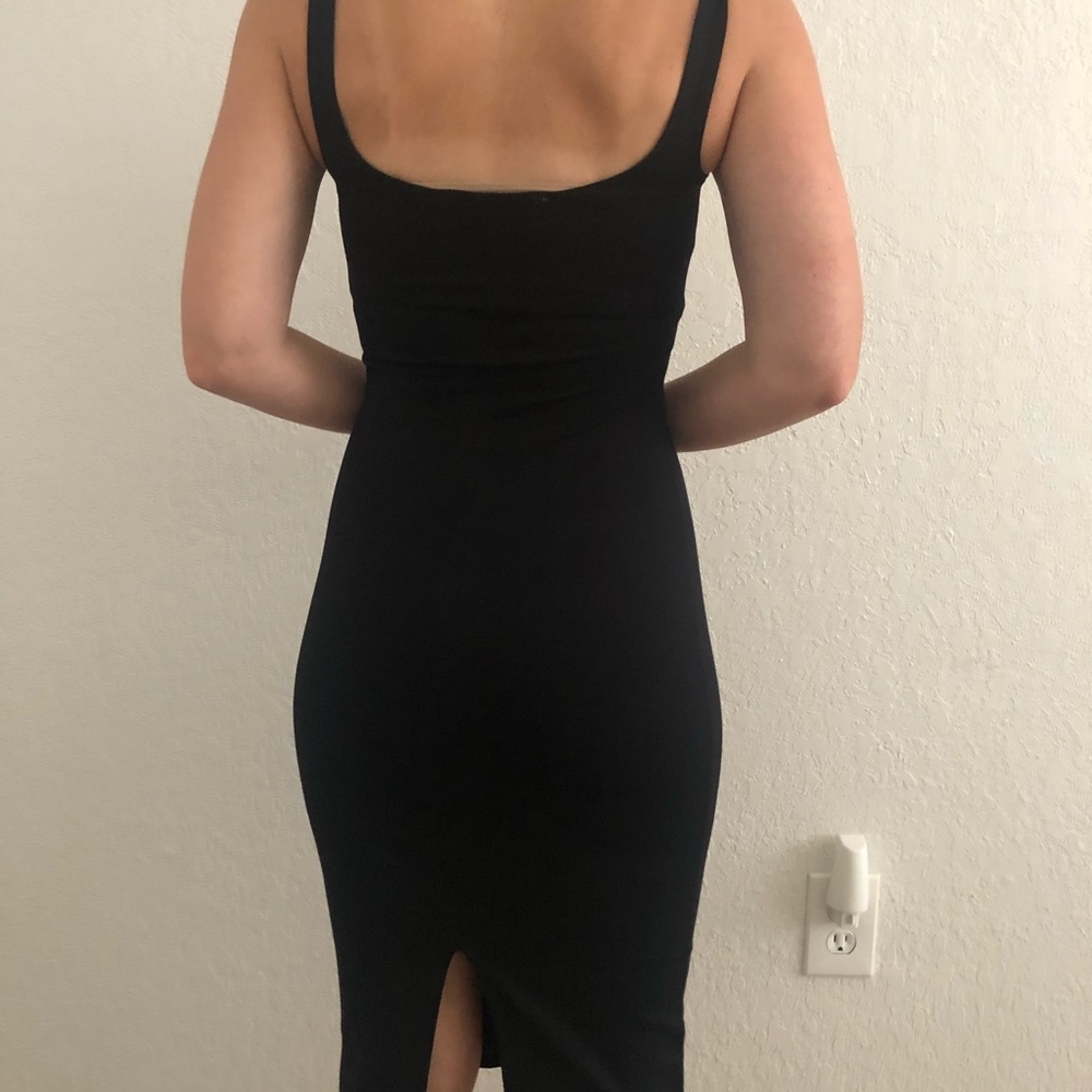 Tube plain black thick dress